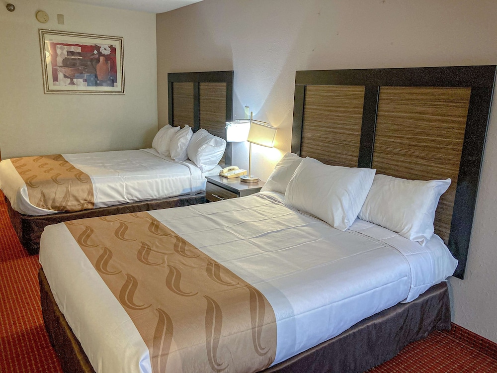 Motel 6 Elkhart IN - photo 7