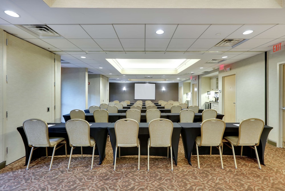 Hampton Inn & Suites Mooresville Lake Norman - photo 44