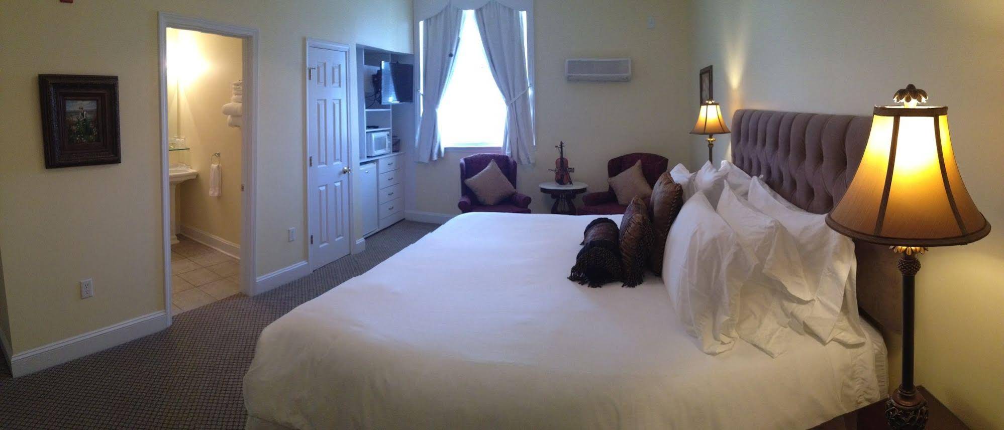 Hotel Riverwalk - photo 16