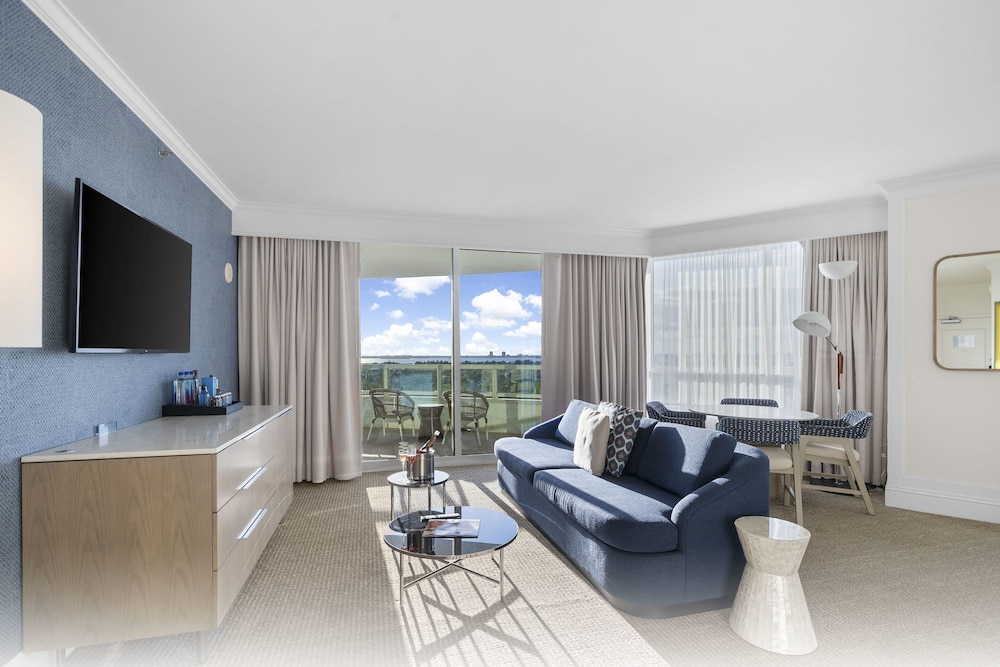 Fontainebleau Miami Beach Private Luxury Suites - photo 213