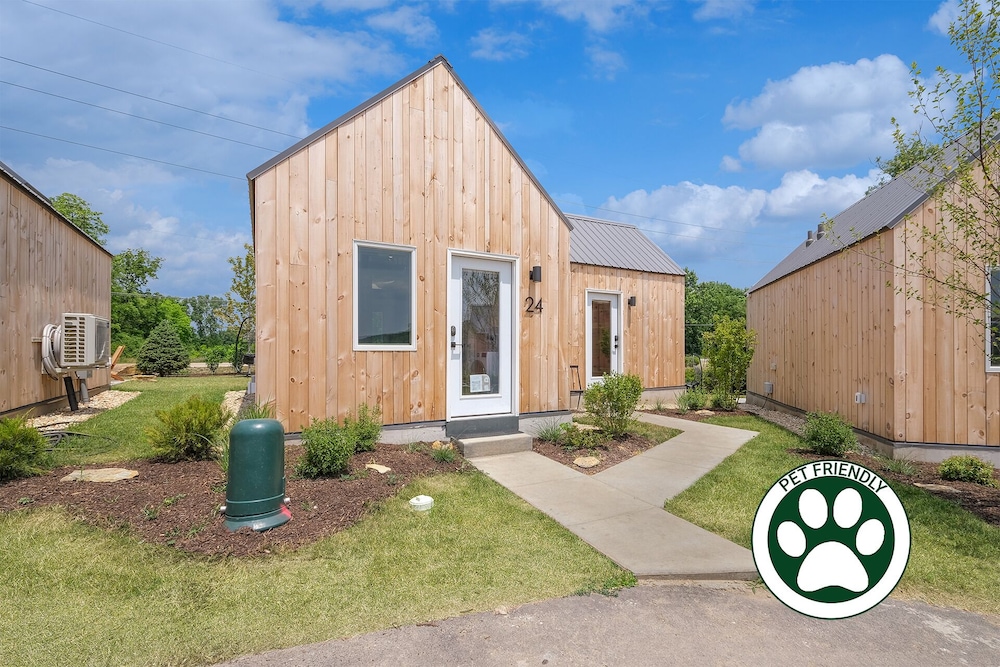 Bunkies basecamp in Ottawa, United States
