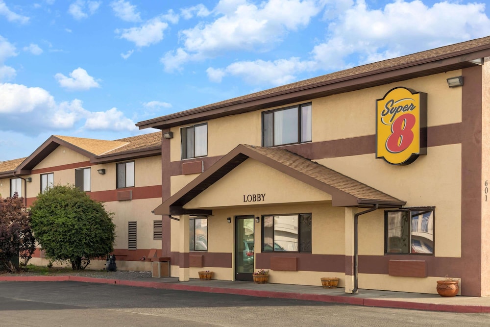 Super 8 by Wyndham Pendleton - photo 50