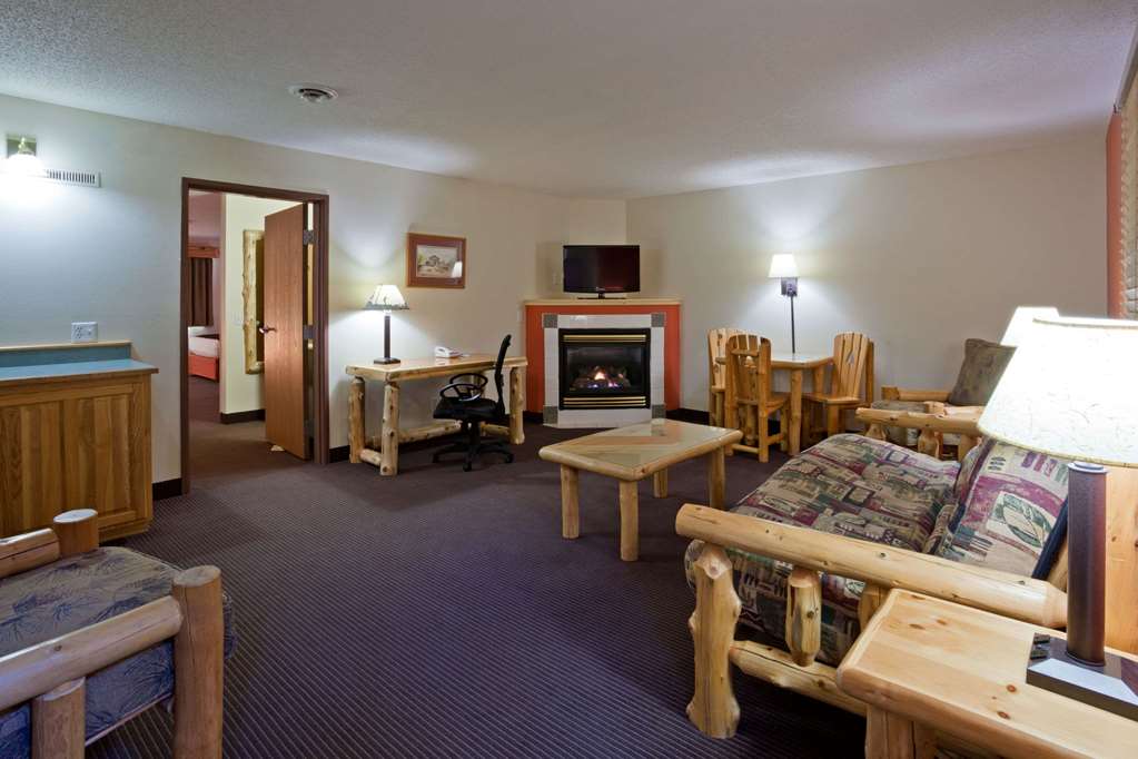 AmericInn by Wyndham Pequot Lakes - photo 18