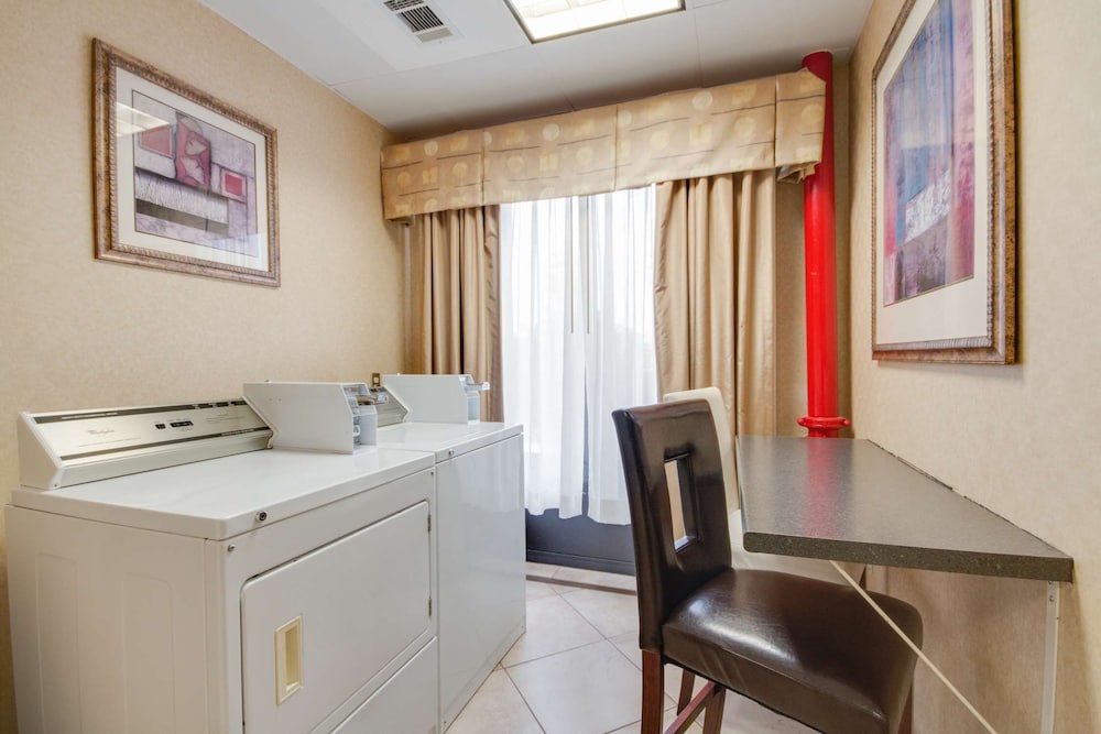 Hampton Inn & Suites Las Cruces I 25 - photo 22