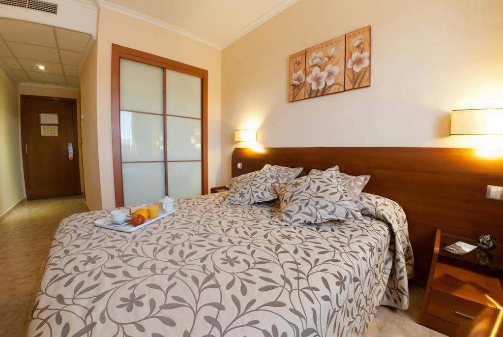 Torrijos - carbon neutral hotel in Cheste