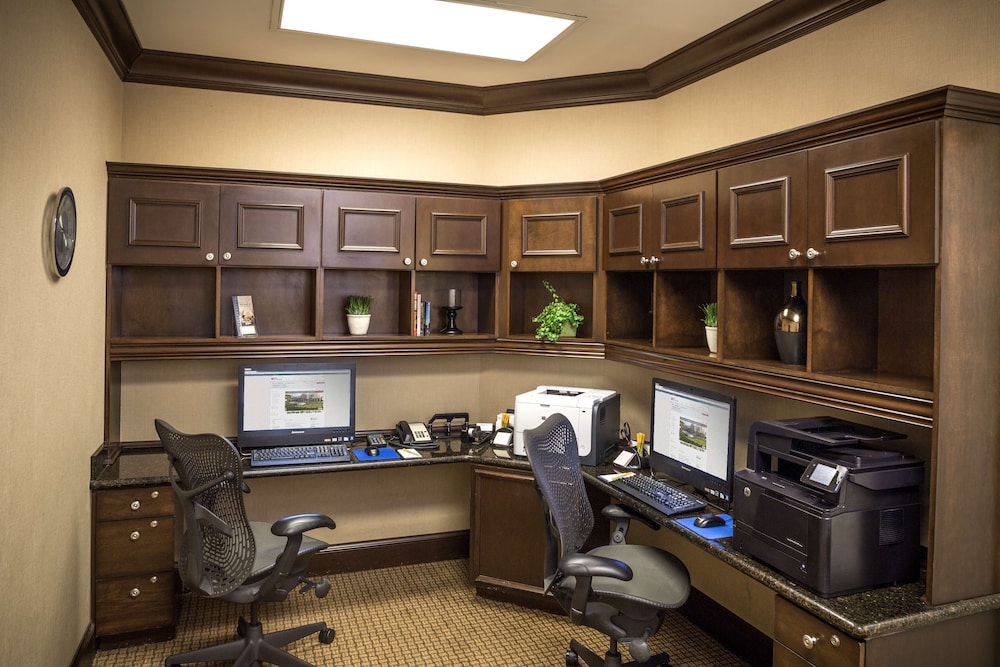 Hilton Garden Inn Hampton Coliseum Central - photo 34