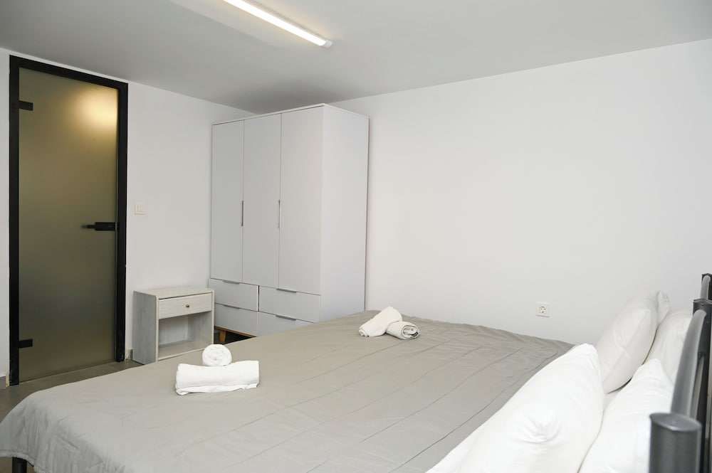 Christy Studios - carbon neutral hotel in Mykonos