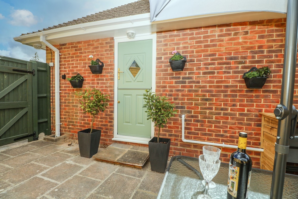 Karibu - carbon neutral hotel in Worthing