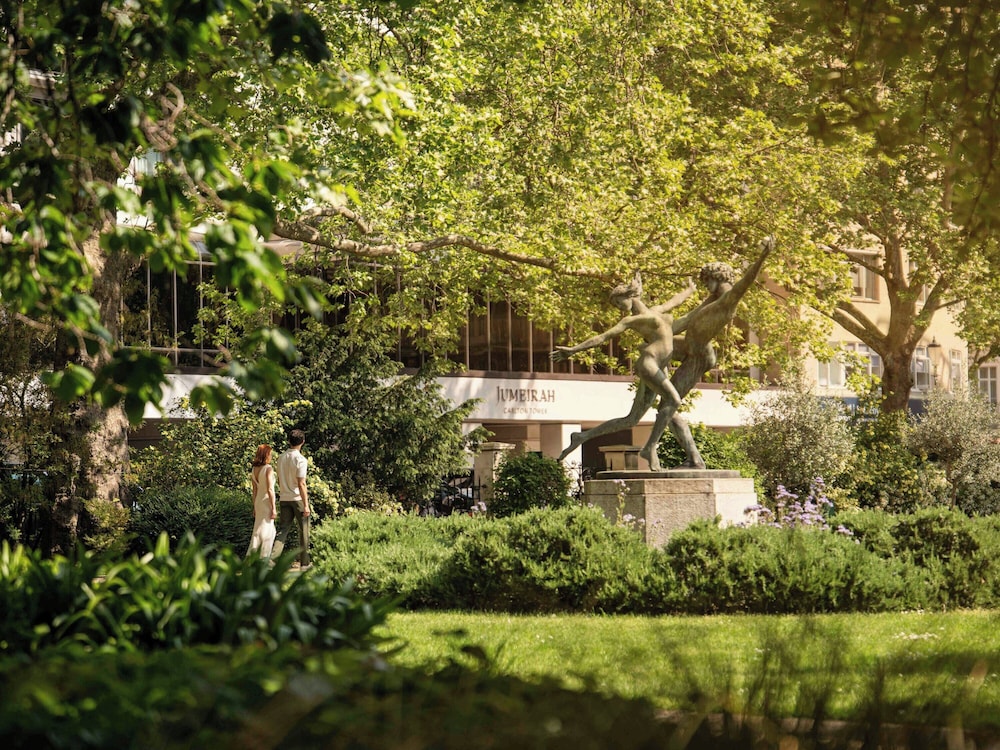 Jumeirah Carlton Tower London in London, United Kingdom
