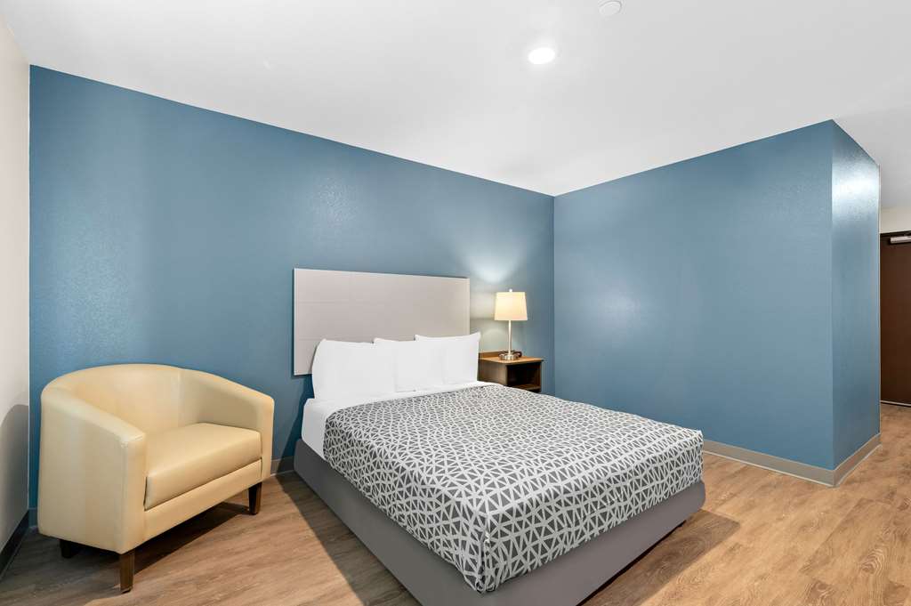 Woodspring Suites Indio Coachella Valley - photo 7