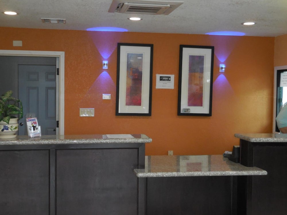 Best Economy Inn n Suites - photo 3