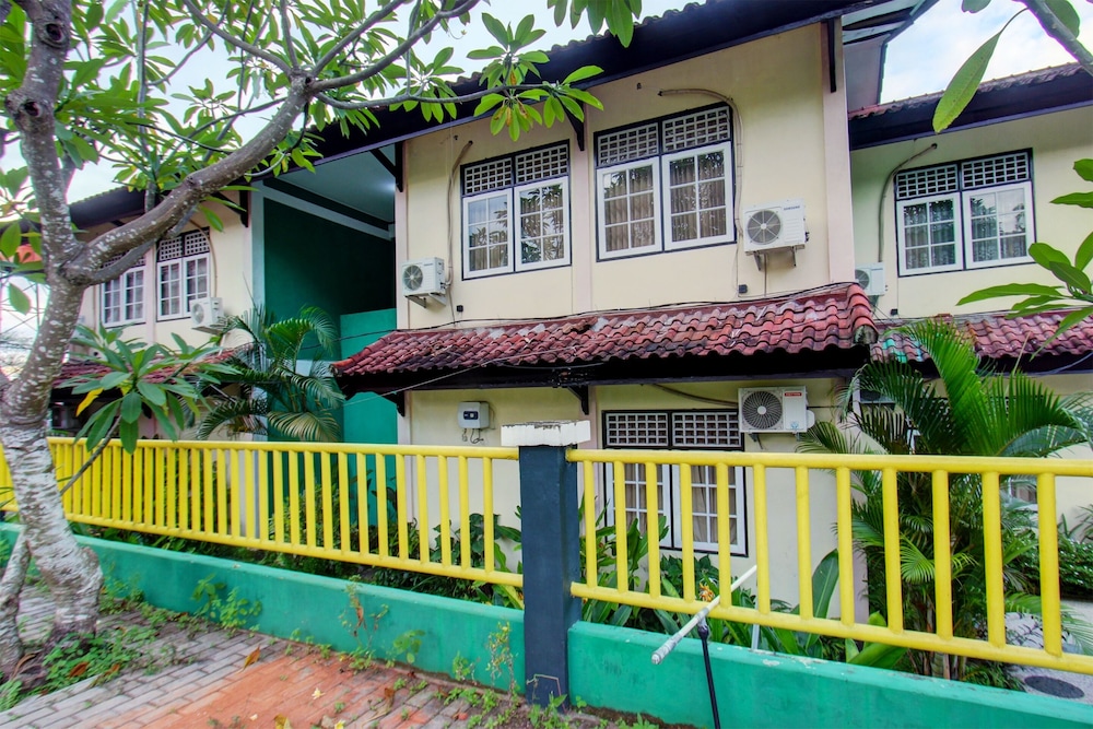 Hotel O Unram Guest House in Mataram, Indonesia