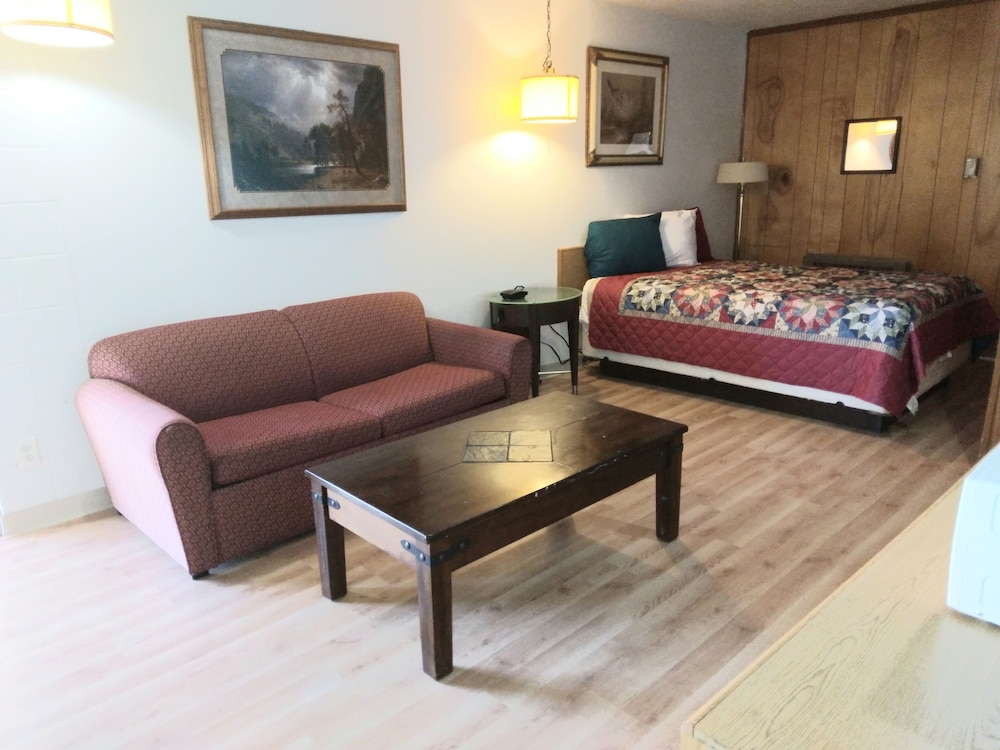 Capri Motel - featured photo