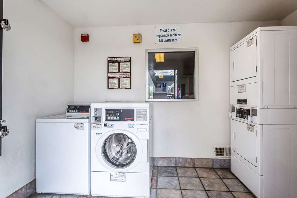 Motel 6 Blythe CA - photo 38