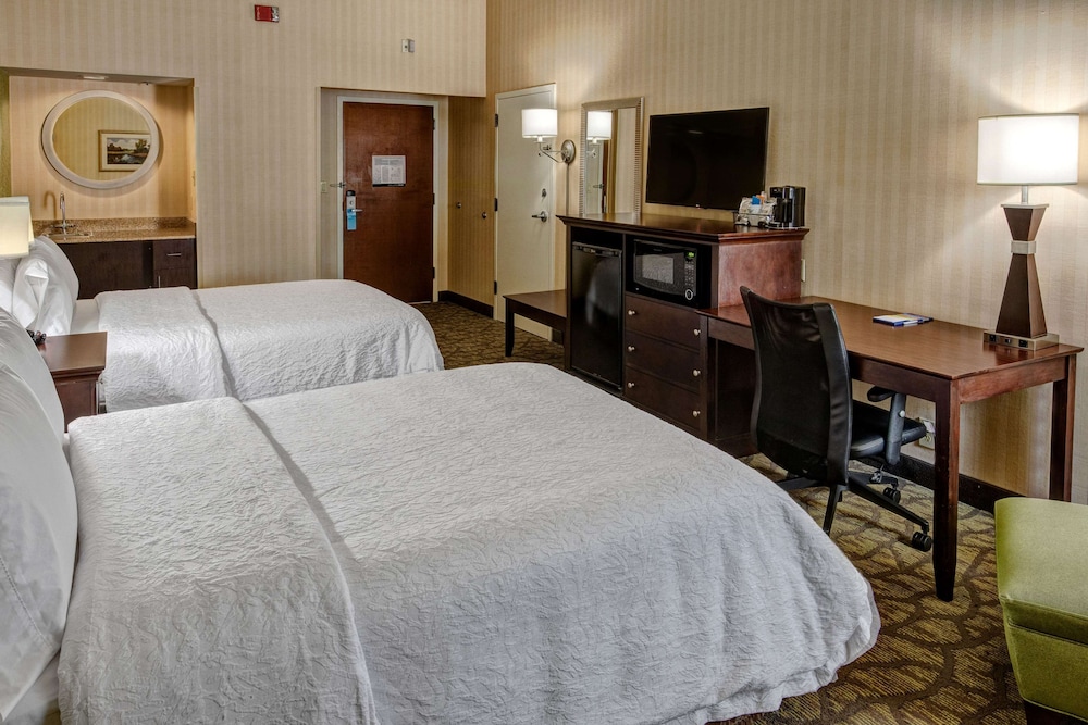 Hampton Inn Rocky Mount - photo 14