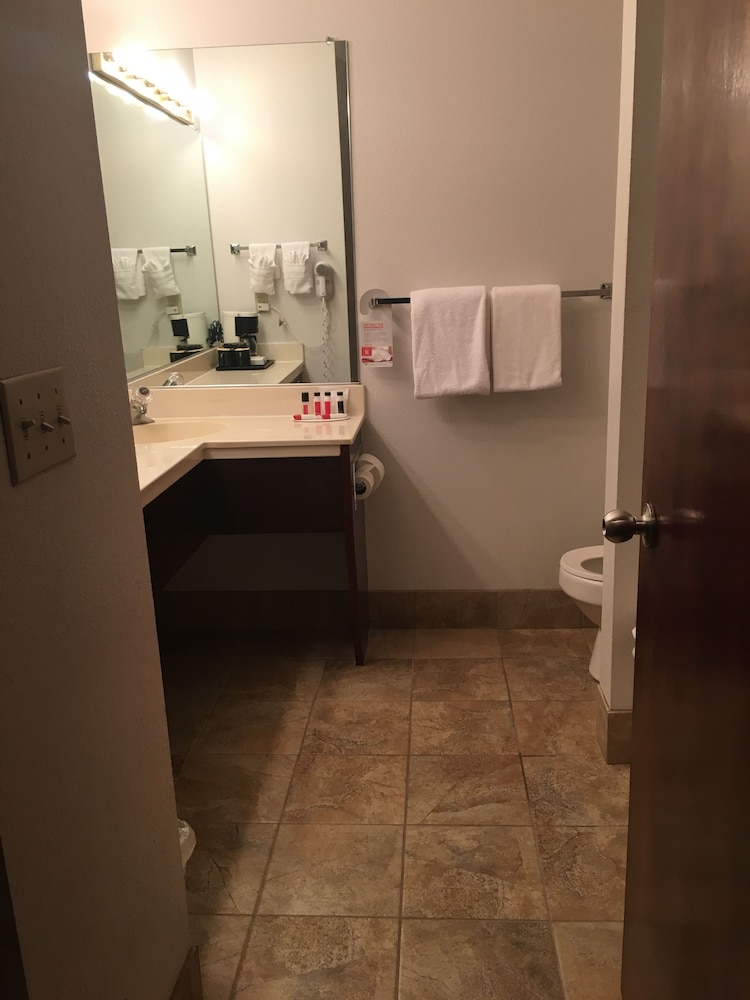 Ramada Portland Airport - photo 42