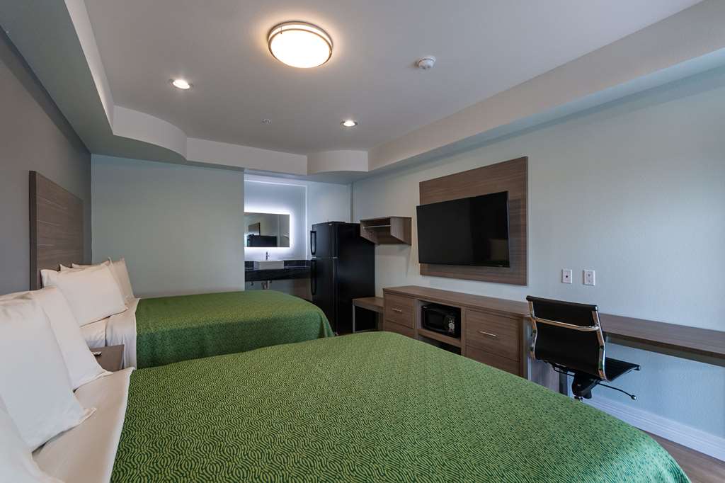 Baymont by Wyndham Kingwood - photo 7