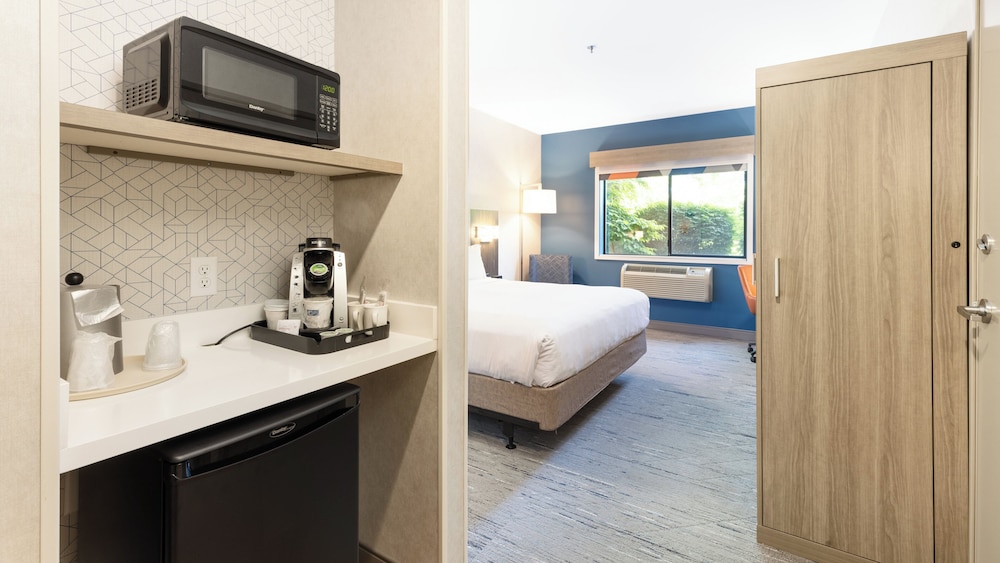 Holiday Inn Express Bellingham by IHG - photo 21