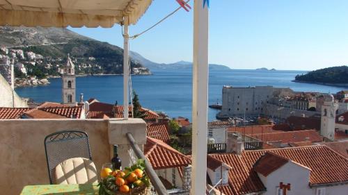 Location old town Lucic