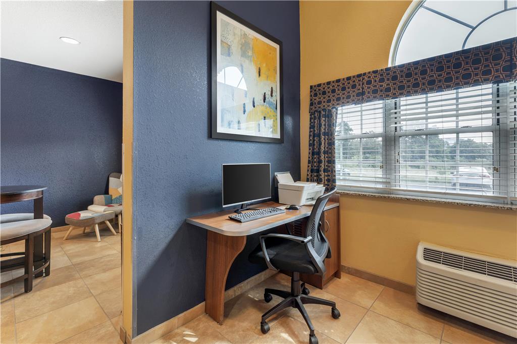 SureStay Plus Hotel by Best Western Keyser - photo 31