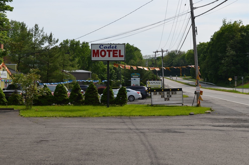 Cadet Motel - photo 46