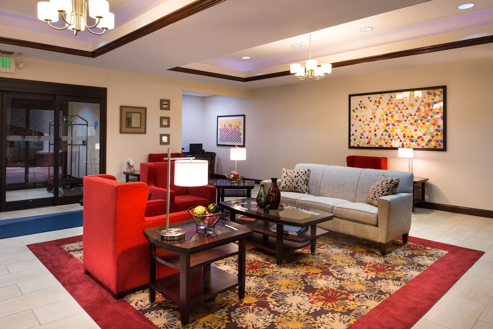 Holiday Inn Express Hotel & Suites Pittsburg by IHG - photo 81