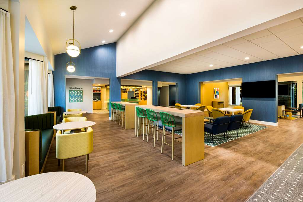 Sonesta Select Philadelphia Airport - photo 9