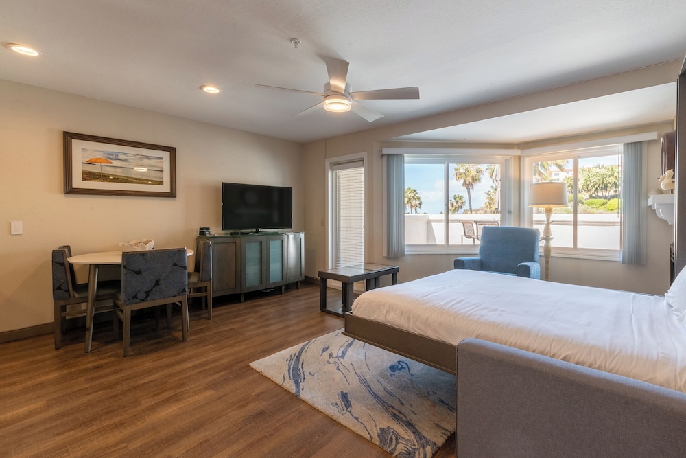 San Clemente Cove Resort - photo 19