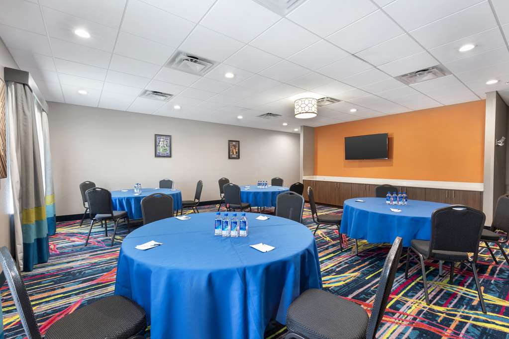 Best Western Plus Medical Center - photo 9
