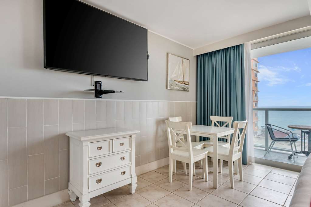 Ramada Plaza by Wyndham Marco Polo Beach Resort - photo 46