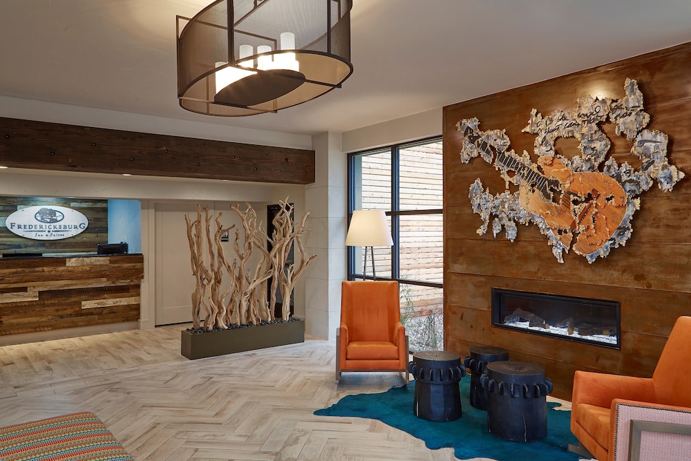 Fredericksburg Inn & Suites - photo 5