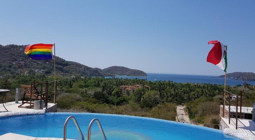 Casa Arcoiris Zihuatanejo B&B — 4-Star Luxury Hotel in Ixtapa-Zihuatanejo, Mexico