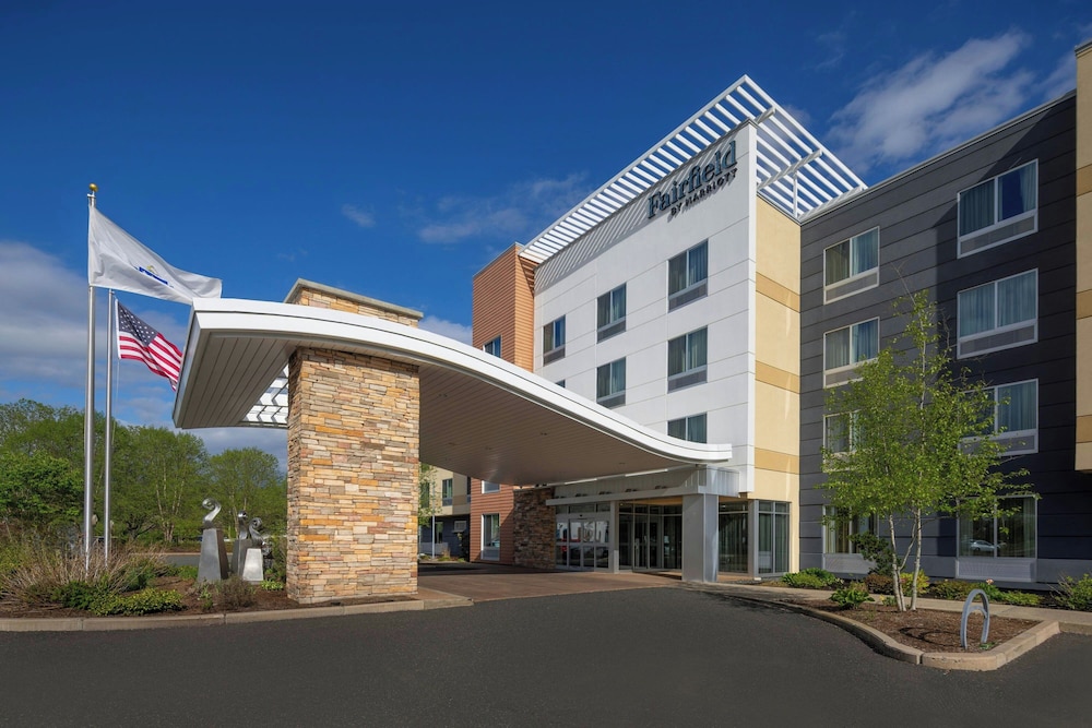 Fairfield Inn & Suites Springfield Northampton Amherst — hotel in Northampton