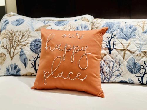 Lovely Oceanfront Condo Pool FREE Tickets C84 — 4-Star Luxury Hotel in Myrtle Beach, United States