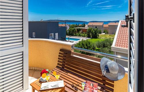Three Bedroom Apartment In Kastel Kambelovac — 4-Star Luxury Hotel in Kastel Kambelovac, Croatia
