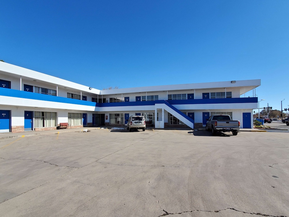 Motel 6 Canon City CO - photo 40