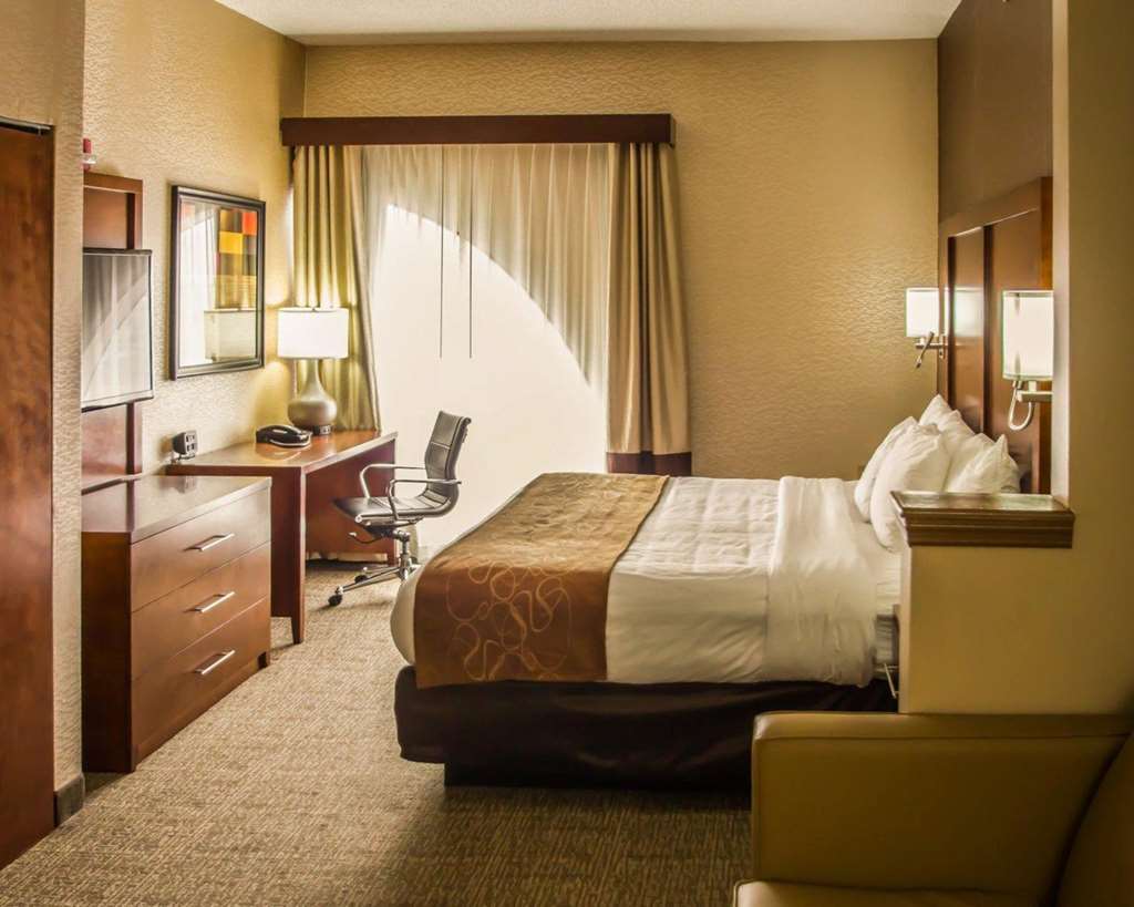 Quality Suites NYC Gateway - photo 17