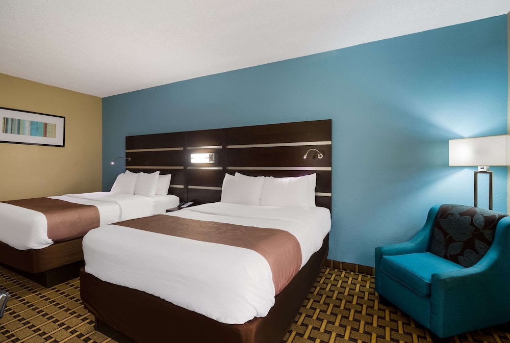 Quality Inn Houston East I 10 - photo 8