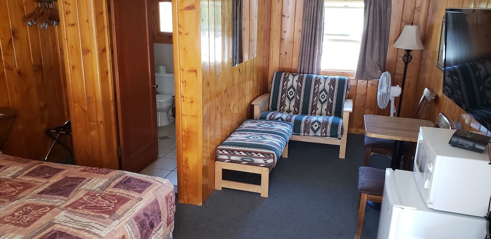 Canyon Motel - photo 11