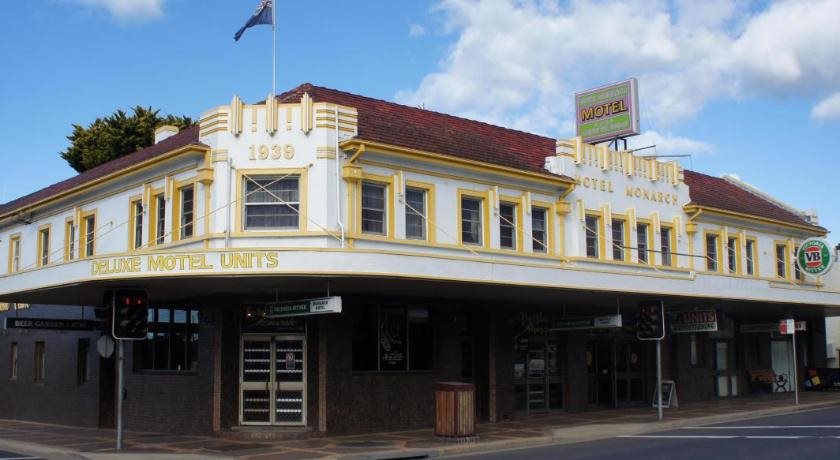 Moruya Monarch Hotel — hotel in Moruya