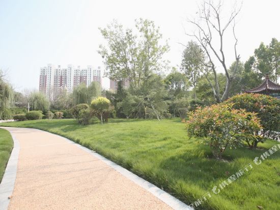 Qihe Hotel in Dezhou, People's Republic of China