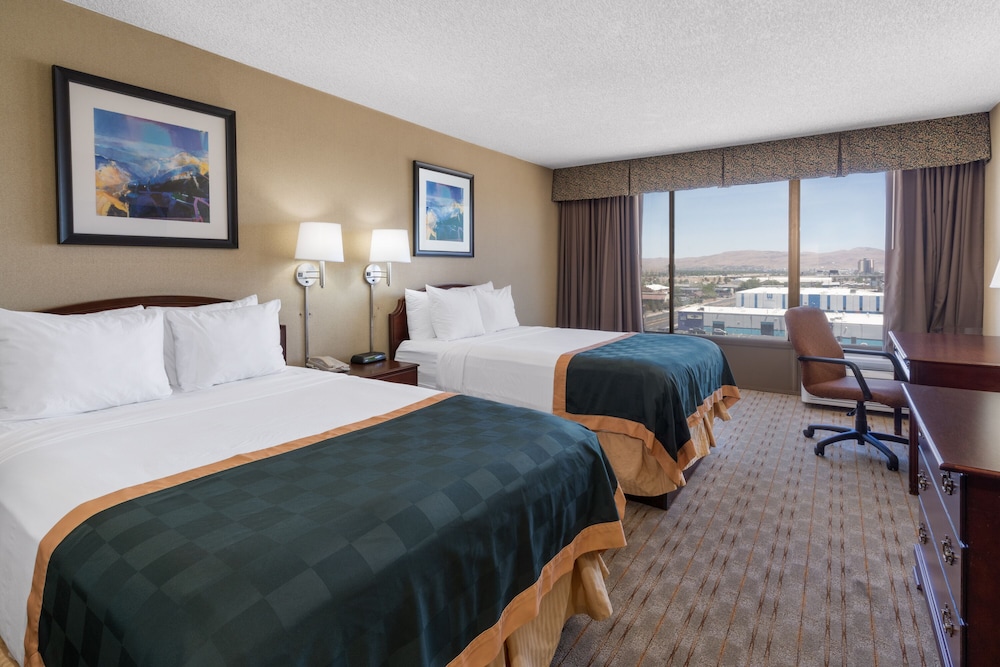 Ramada by Wyndham Reno Hotel and Casino - photo 32