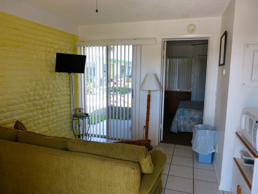 Beach Island Resort - photo 22