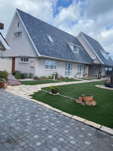 Cotswold House Residence