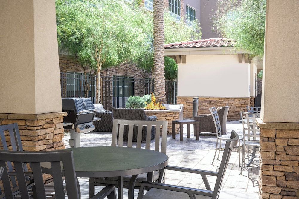 Holiday Inn Express & Suites Phoenix East Gilbert by IHG - photo 55