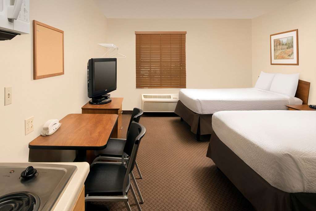 WoodSpring Suites Midland - photo 14