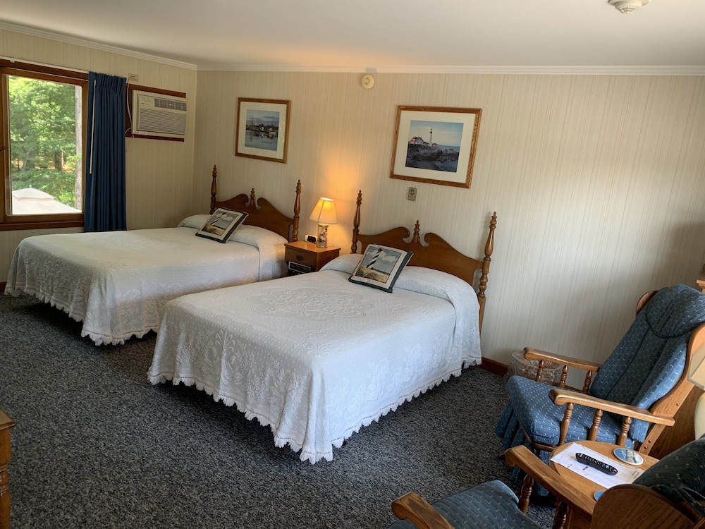 Towne Lyne Motel - photo 49