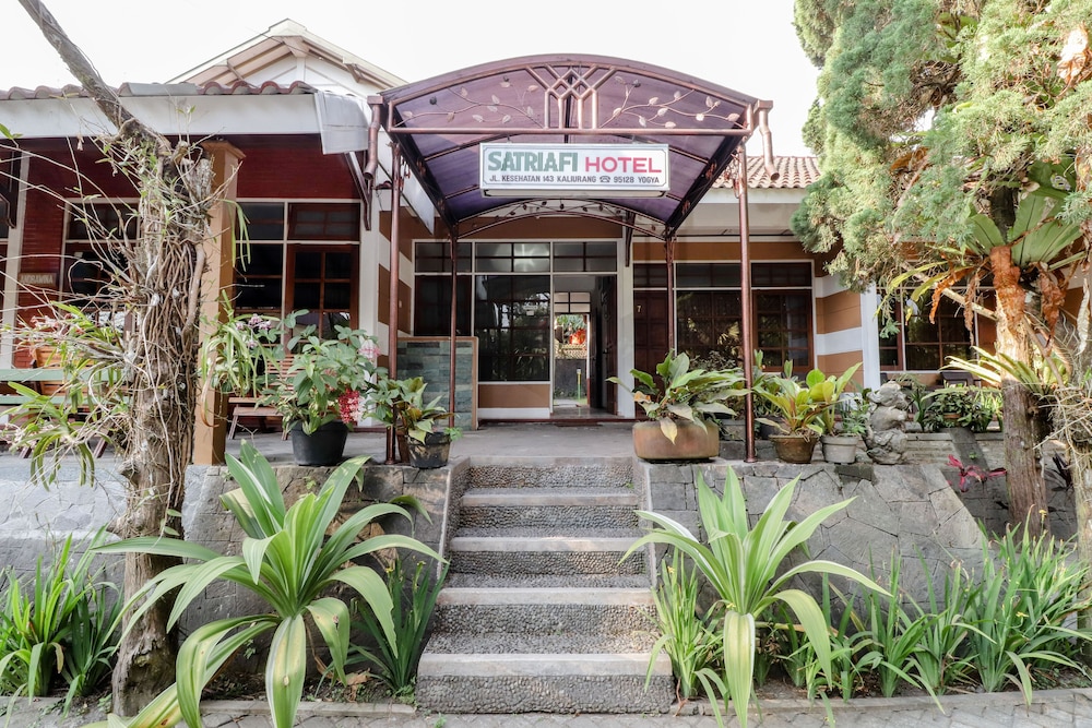 Satriafi Hotel - carbon neutral hotel in Boyolali