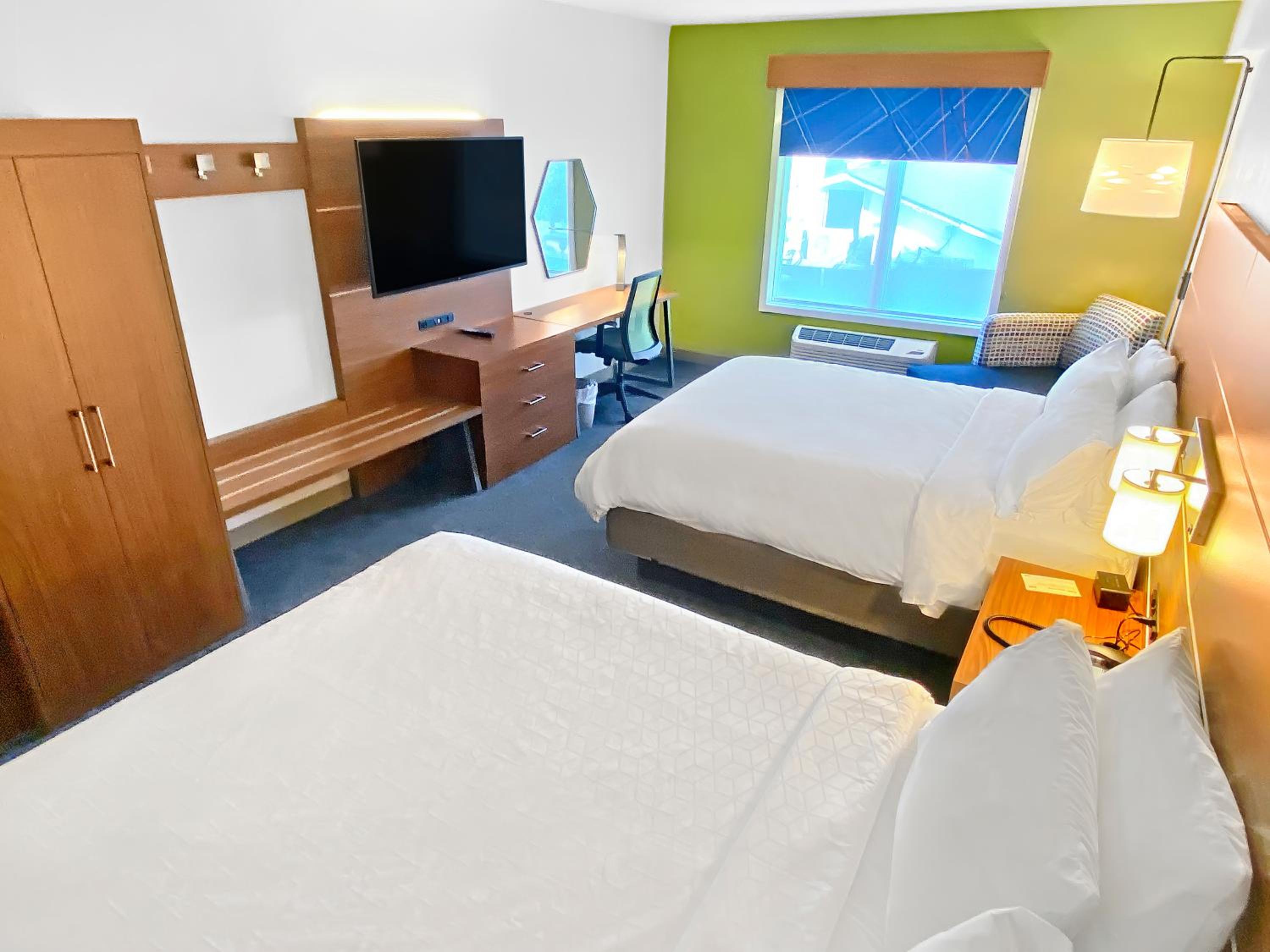 Holiday Inn Express And Suites Dahlonega University Area an IHG Hotel - photo 72