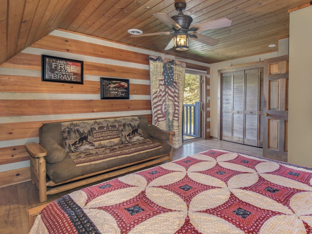 Drakes Mountain Hideaway - photo 2